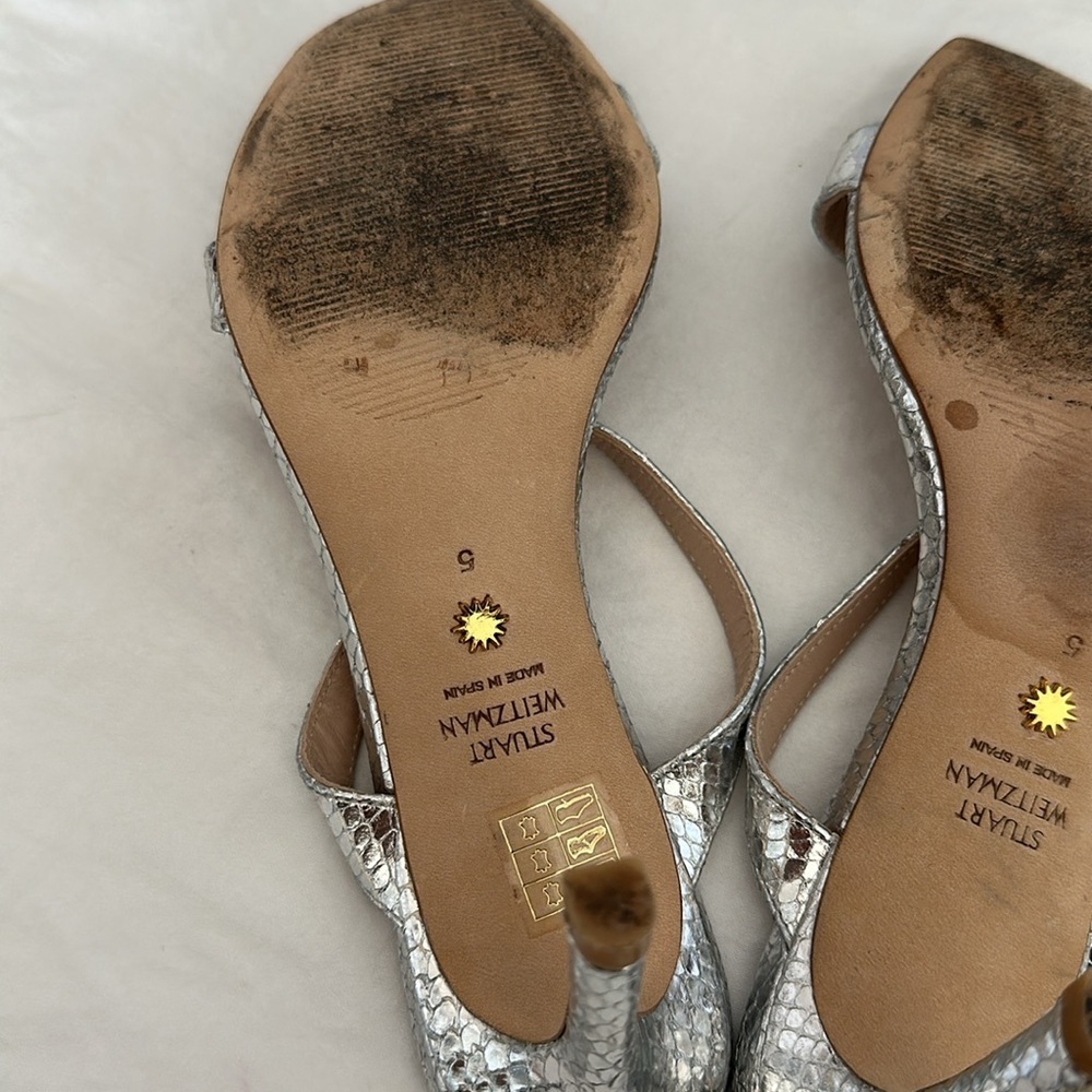 Stuart Weitzman Aleena Sandals in Silver Mini Snake Print 2.5” Heel Pumps Size 5 - Picture 15 of 16